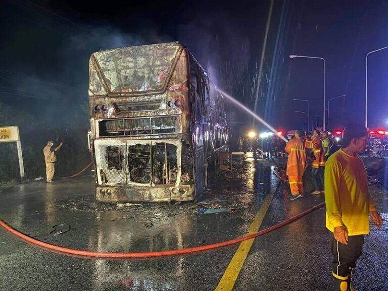 家族に会えることを楽しみに…。帰省途中を襲ったバス火災により子供を含む5名死亡。 タイニュース・クロスボンバー(Xbomber